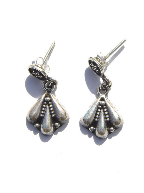 Boucles d'oreilles vintage du Népal Tibet|Bijoux Ethniques du Népal Boucles d'oreilles vintage du Népal Tibet|Bijoux Ethniques du Népal
